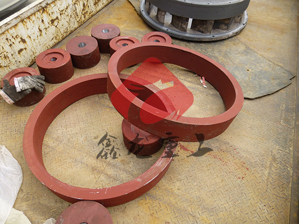 四川德陽27磨機風道磨輥磨環(huán)發(fā)貨